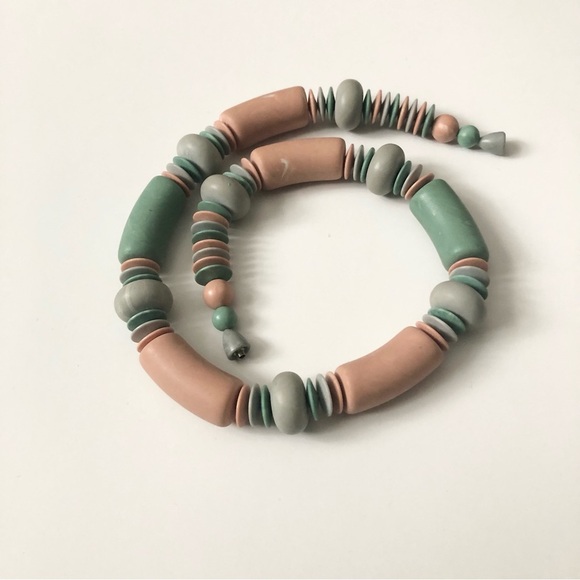 Pastel Necklace - Picture 3 of 7